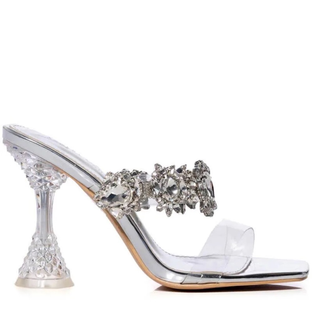 Azalea Wang cream diamond encrusted elements on strap and artsy heel - Picture 2 of 7